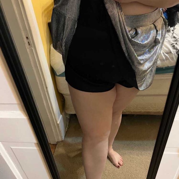 🪩 PLUS Sequin Skirt 🪩 - Picture 5 of 7